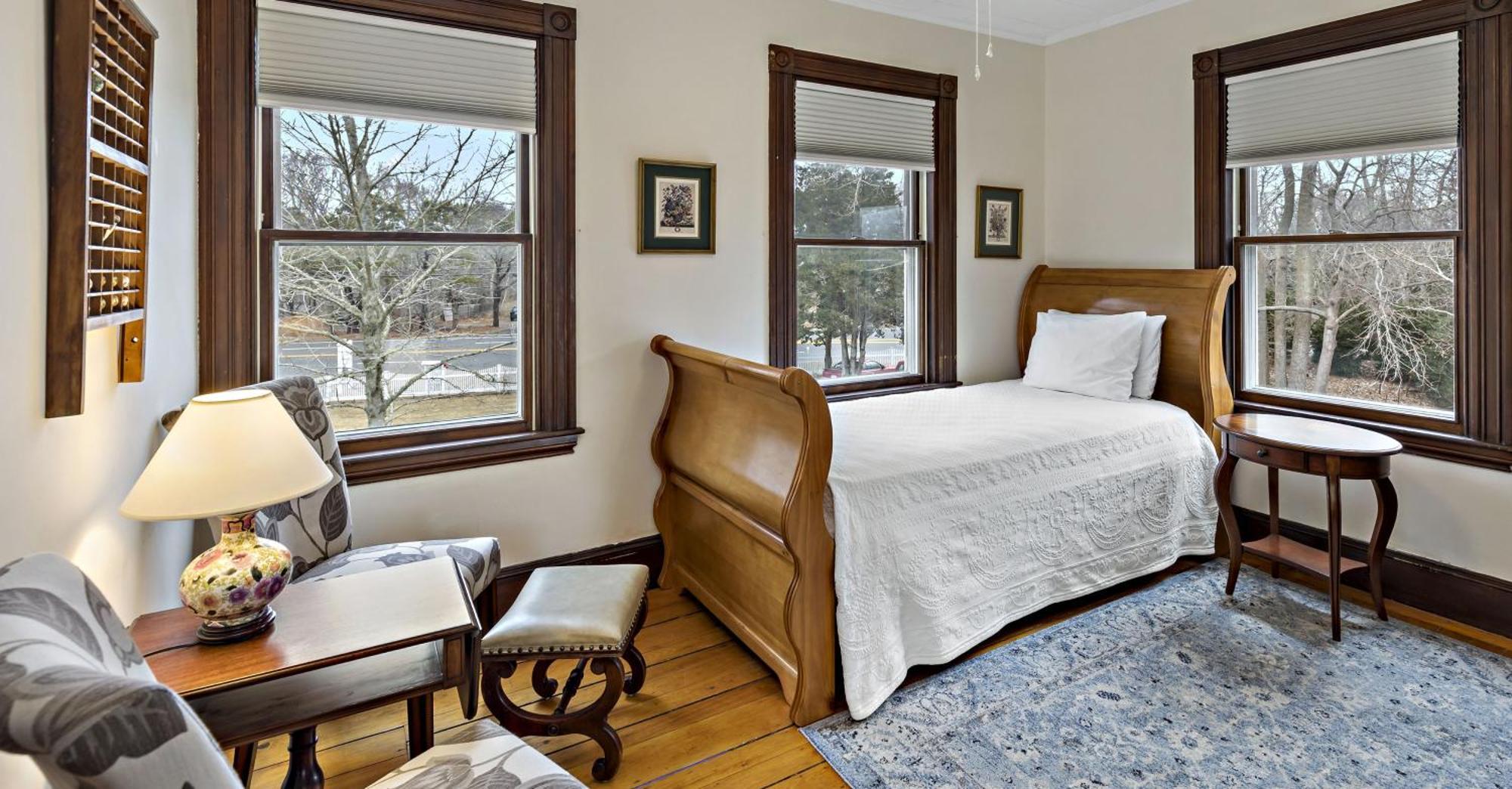 Couette-café At The Oaks 3*